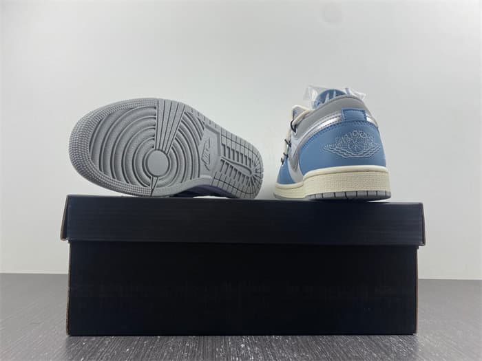 Air JRD 1 Low 53558-053