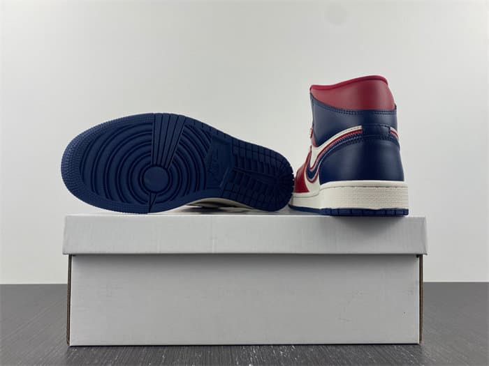 Air JRD 1 Mid DZ5485-410