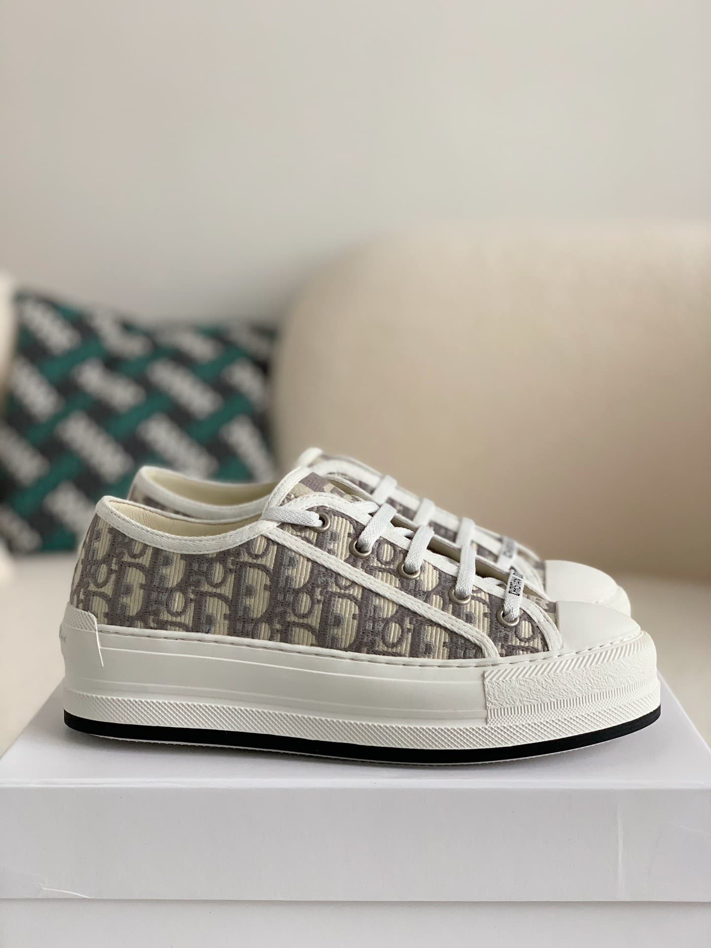 DR B23 low Sneaker