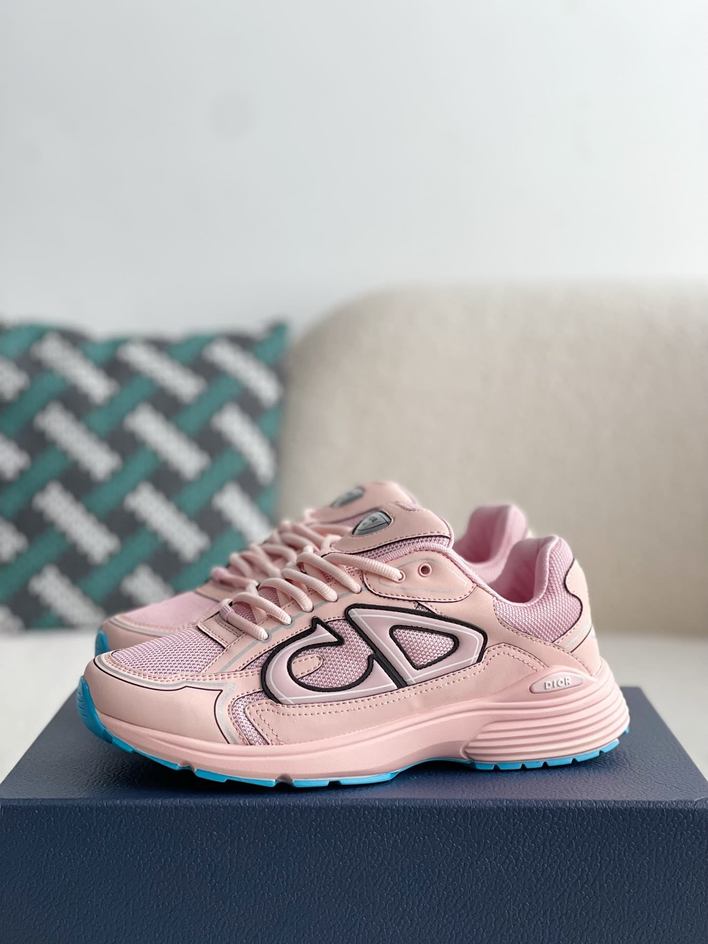 DR b30 sneaker(Men's style)