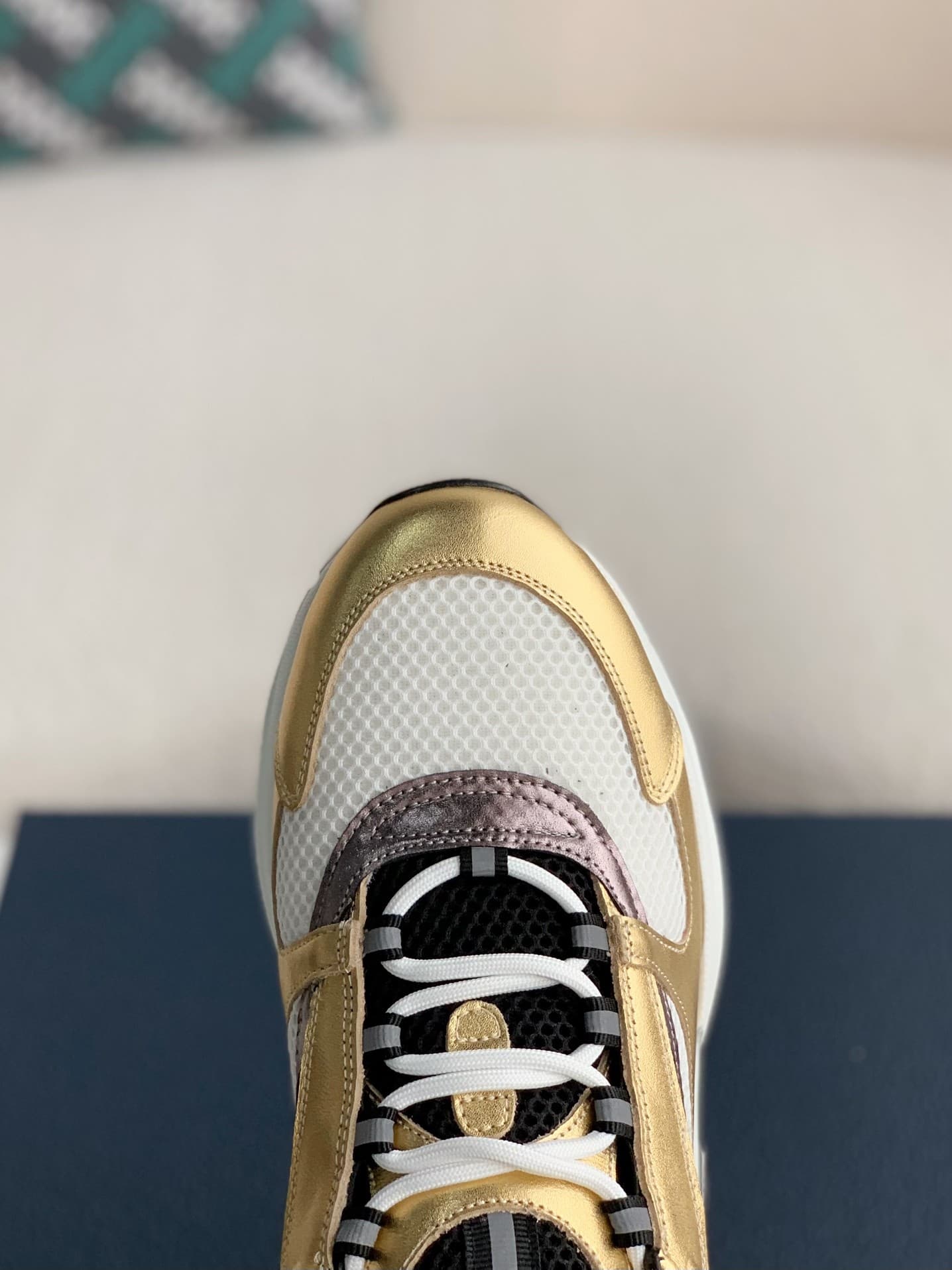 DR classic B22 Clunky Sneaker