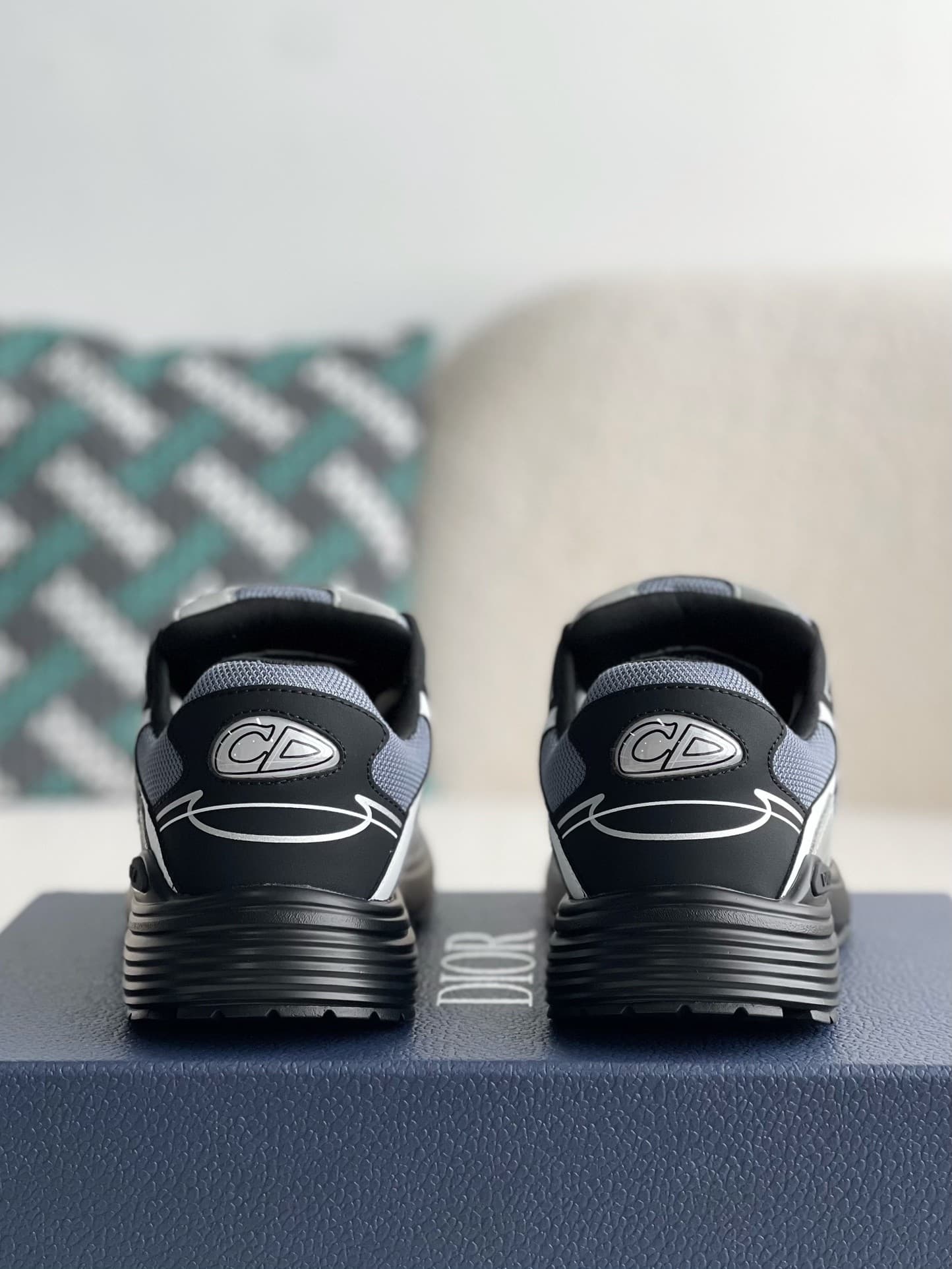 DR b30 sneaker