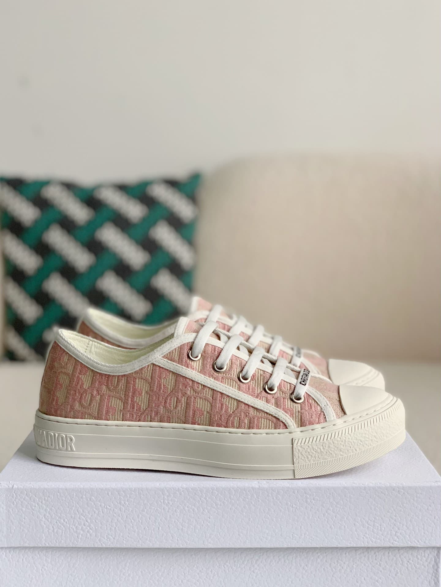 DR B23 low Sneaker