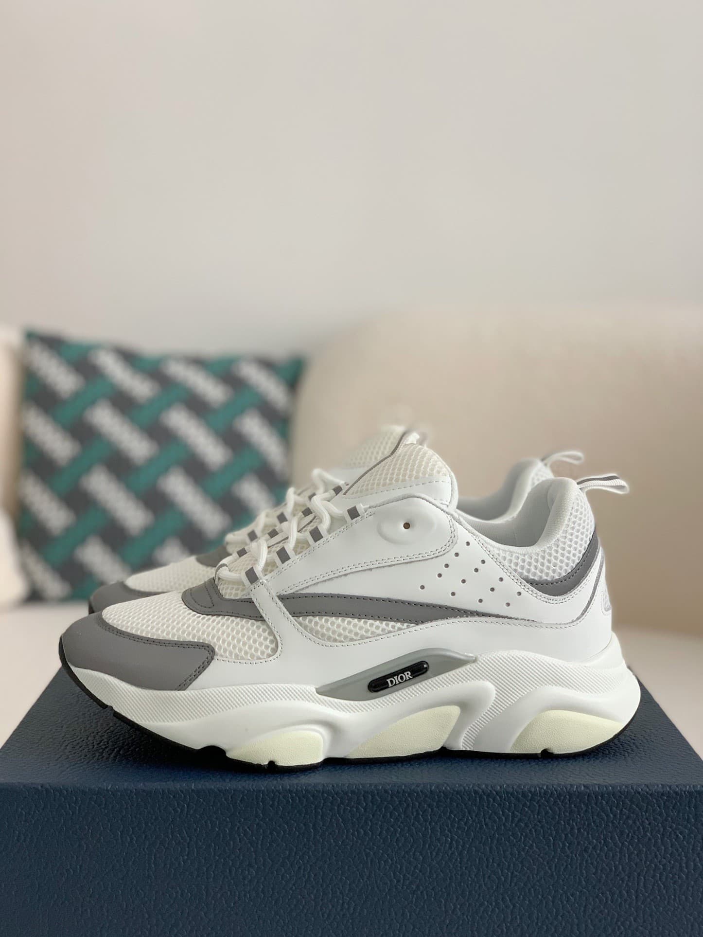 DR classic B22 Clunky Sneaker