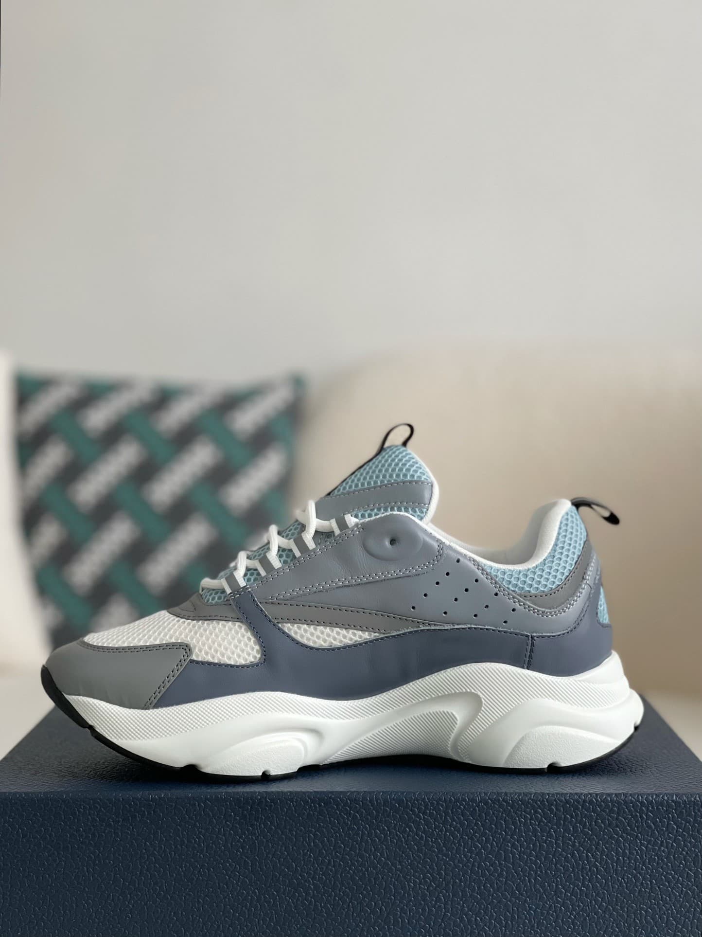 DR B22 Sneaker