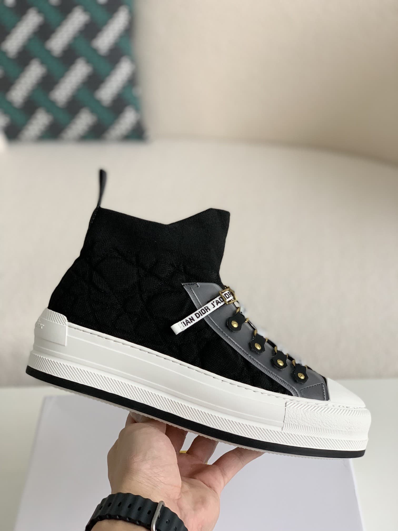 DR Walk's DR sneaker