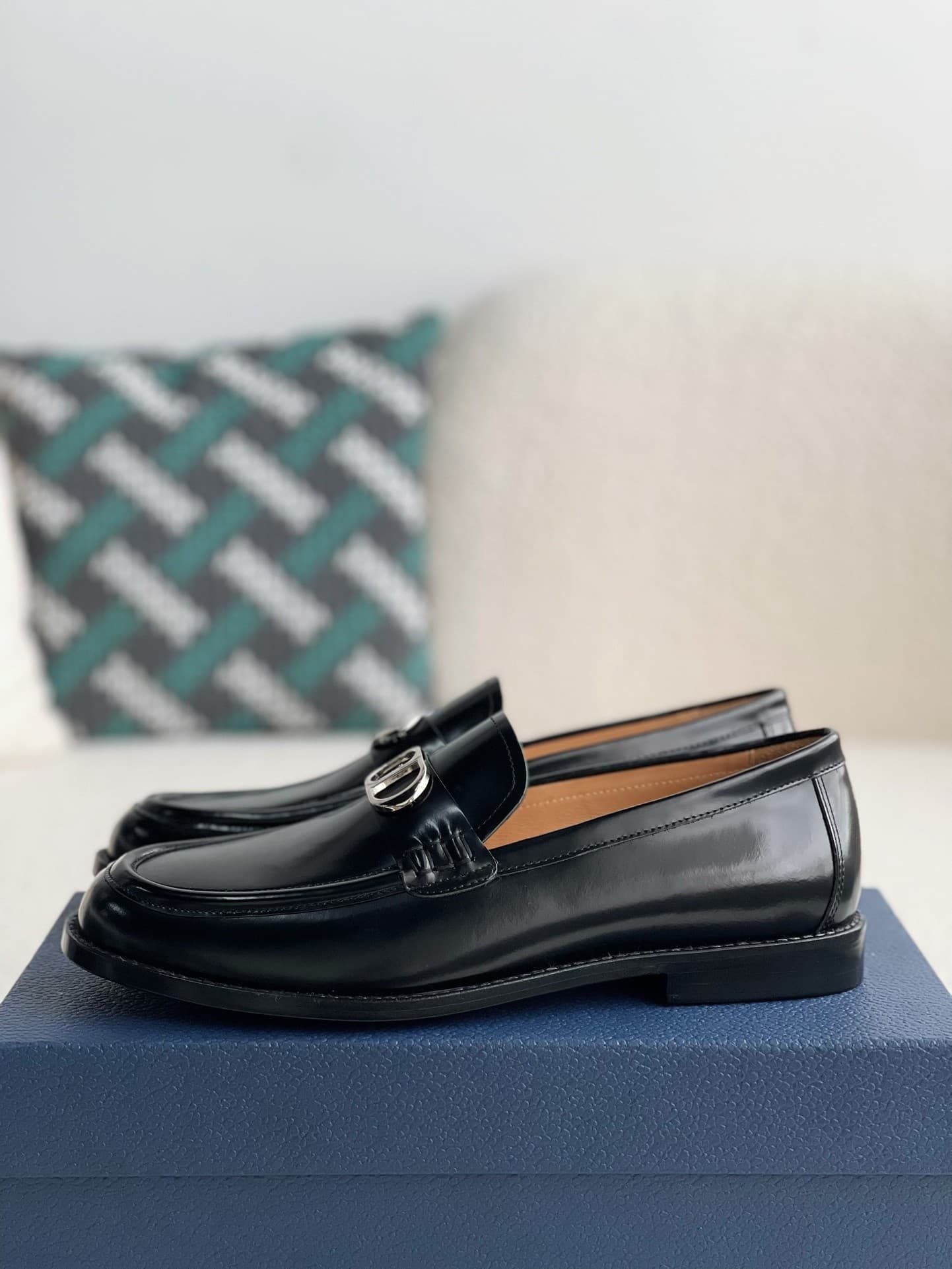DR Men's leather shoes