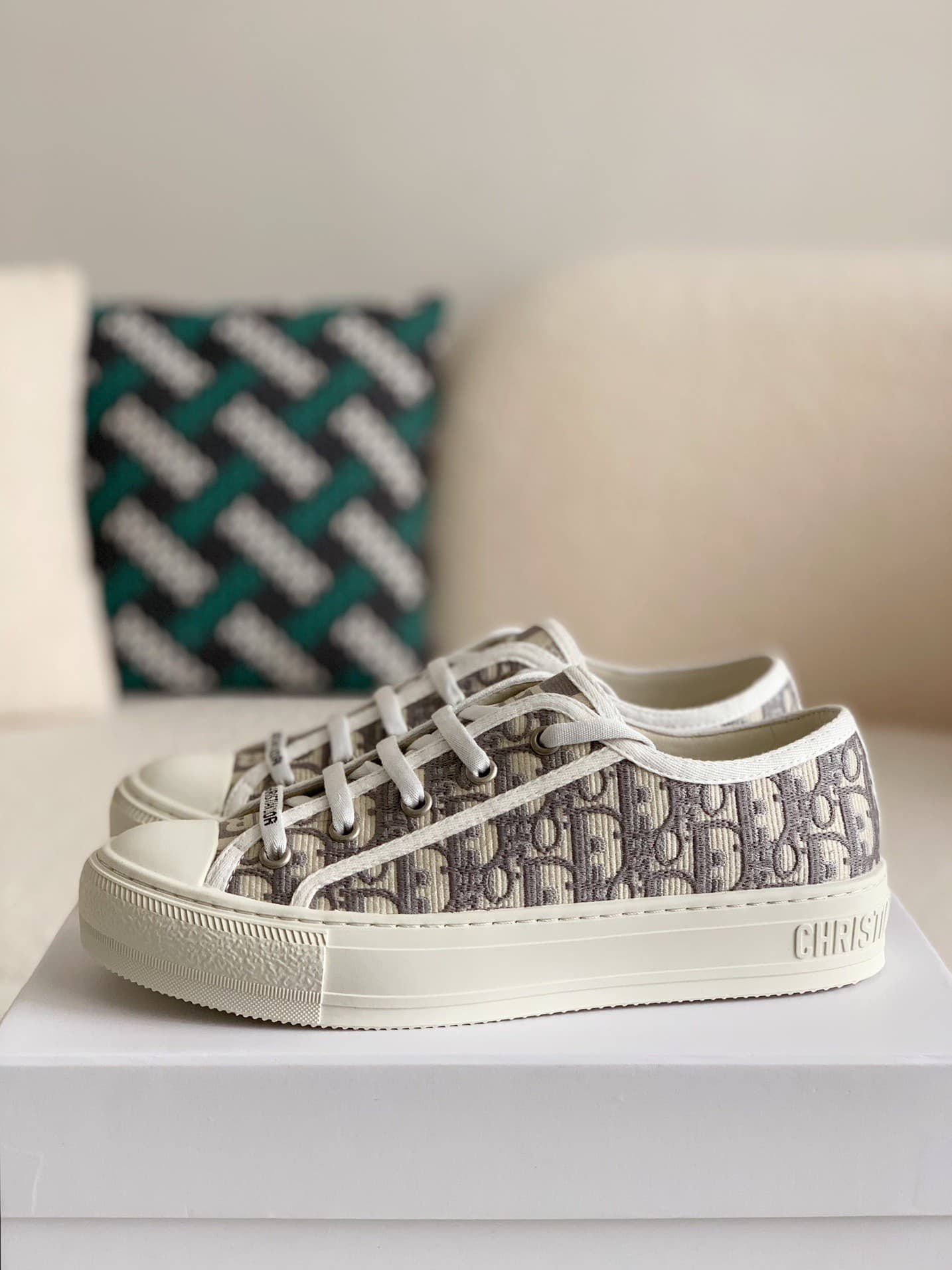 DR B23 low Sneaker