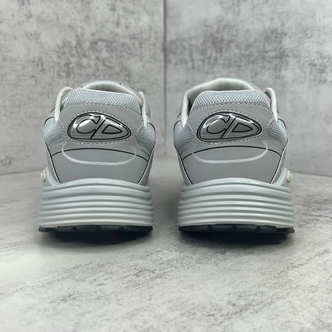 DR b23 sneaker