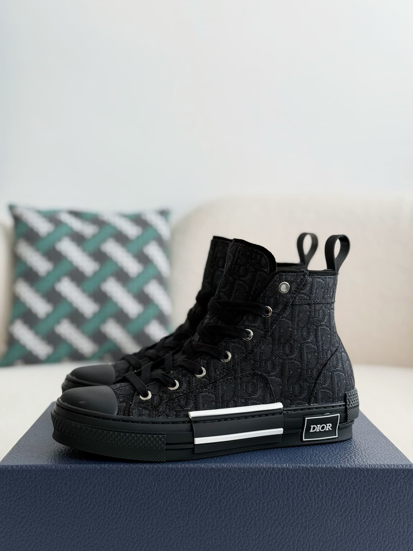 DR B23 logo print high top sneakers