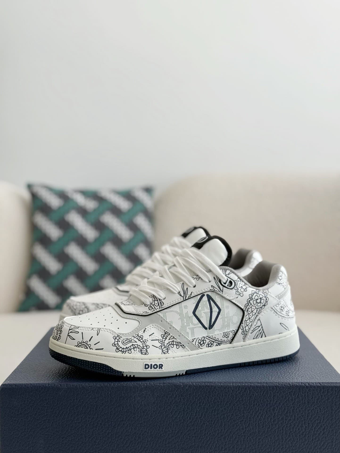 DR HIGH LEVEL B27 Sneaker