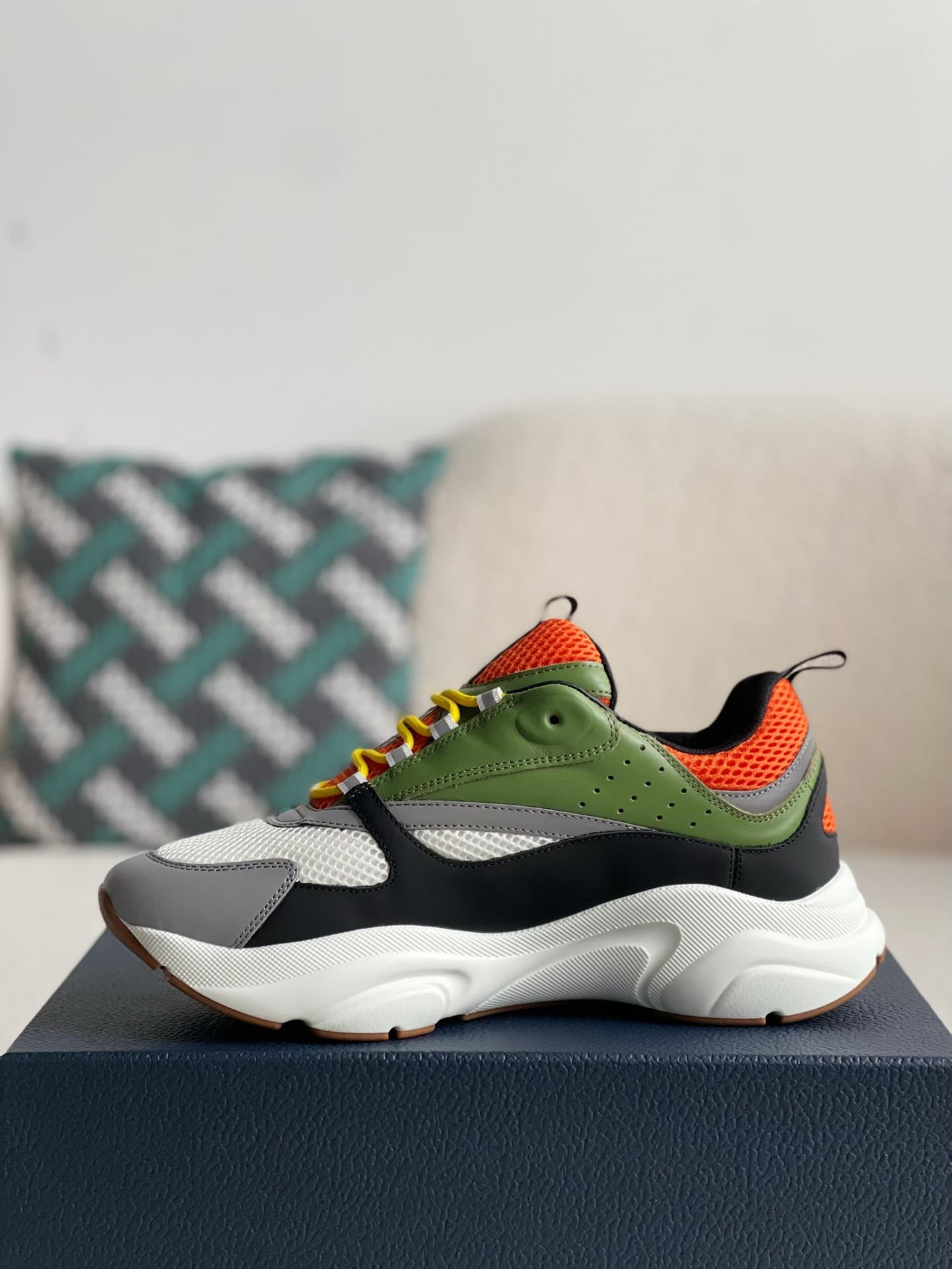 DR classic B22 Clunky Sneaker