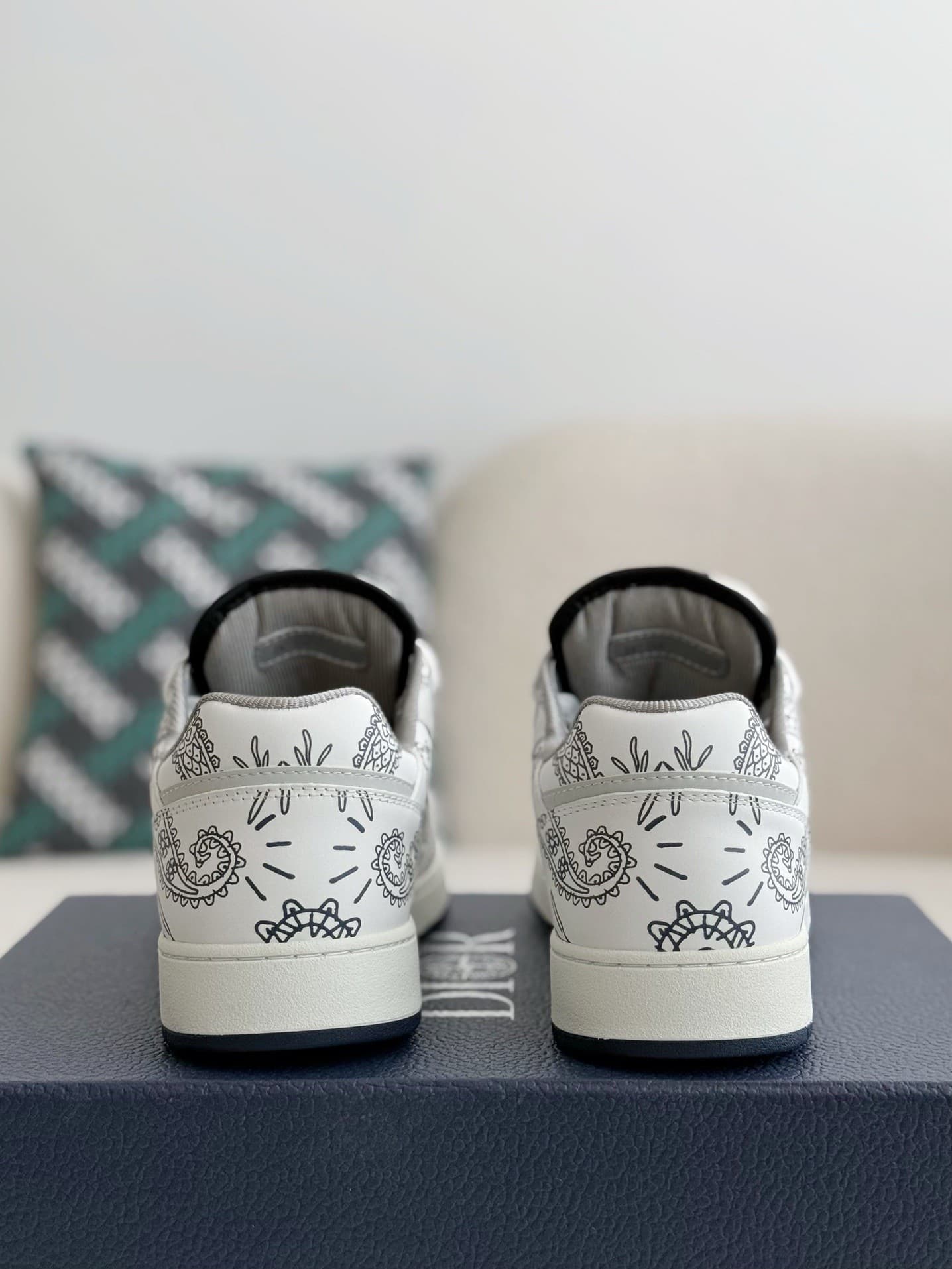 DR HIGH LEVEL B27 Sneaker