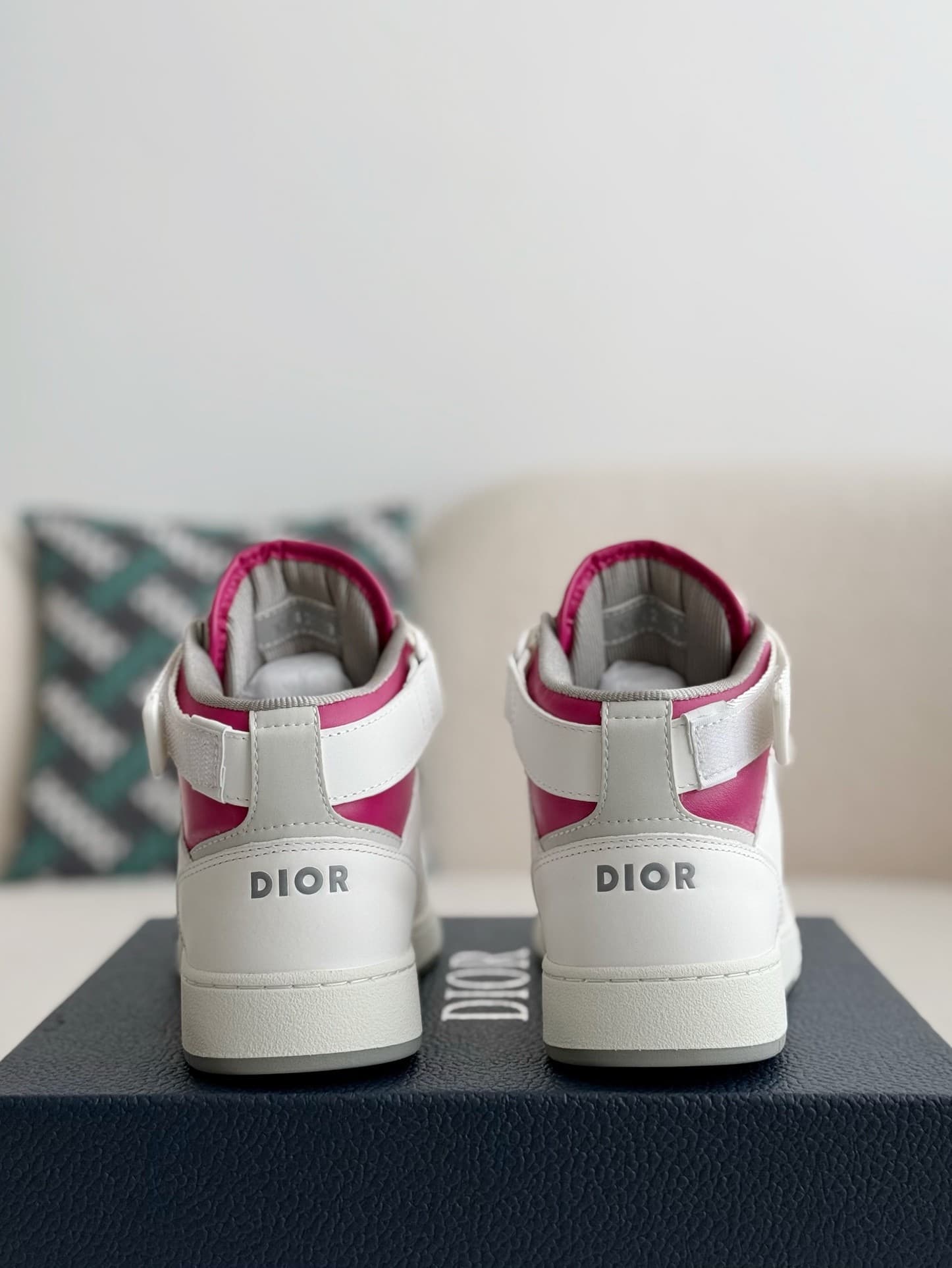 DR B27 High-top casual shoes