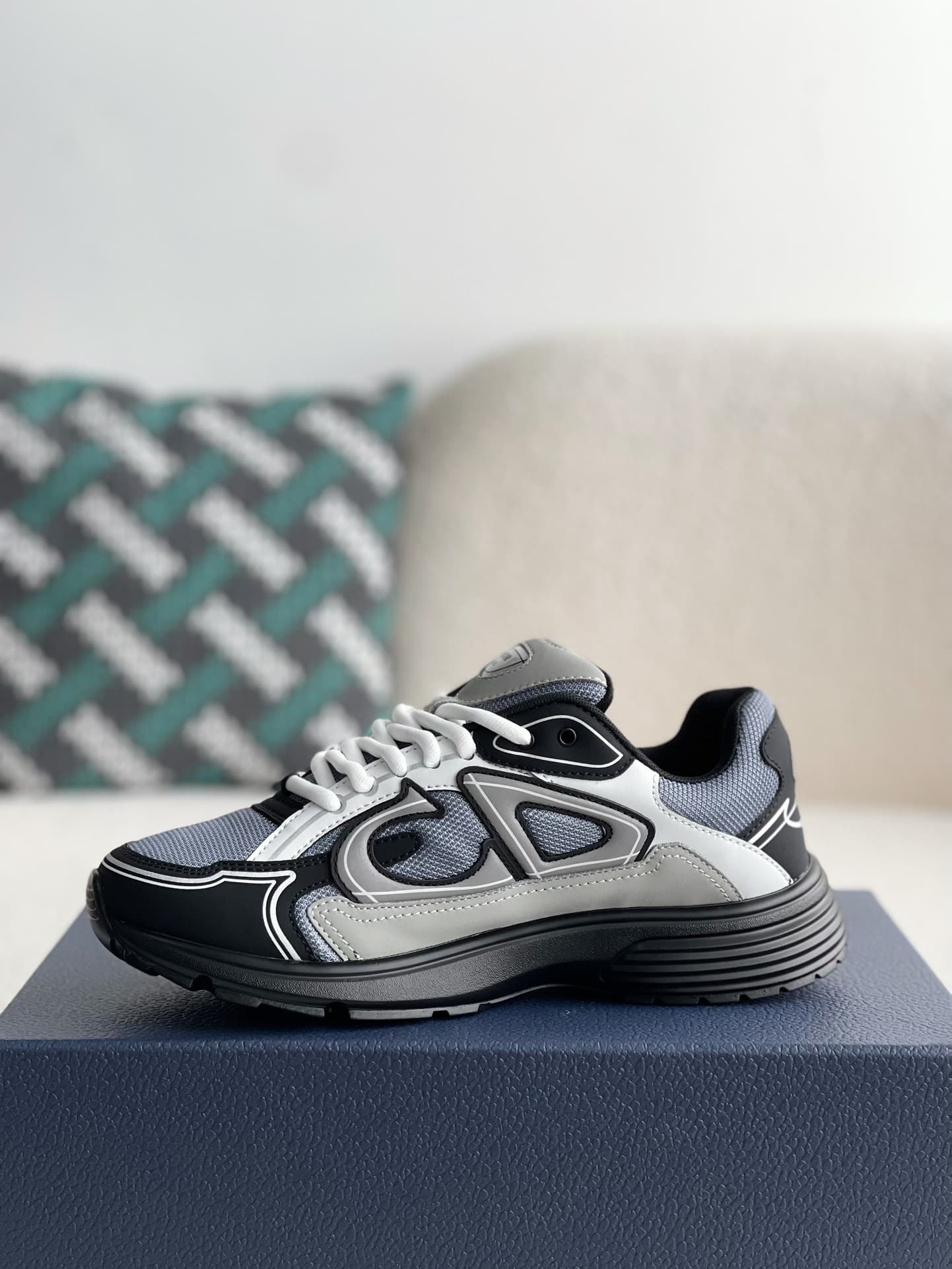 DR b30 sneaker