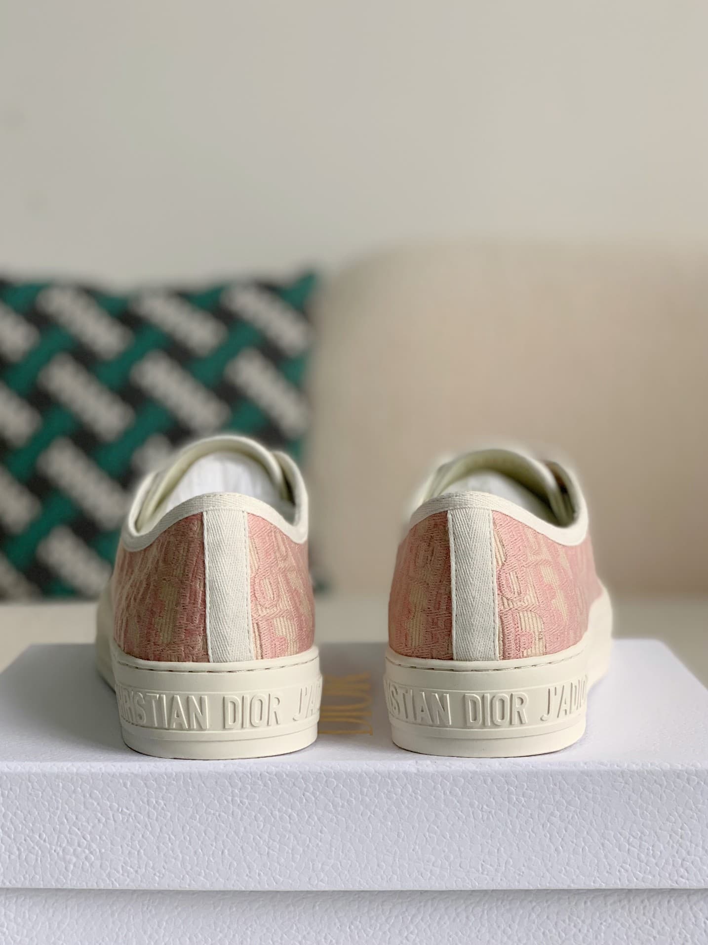 DR B23 low Sneaker