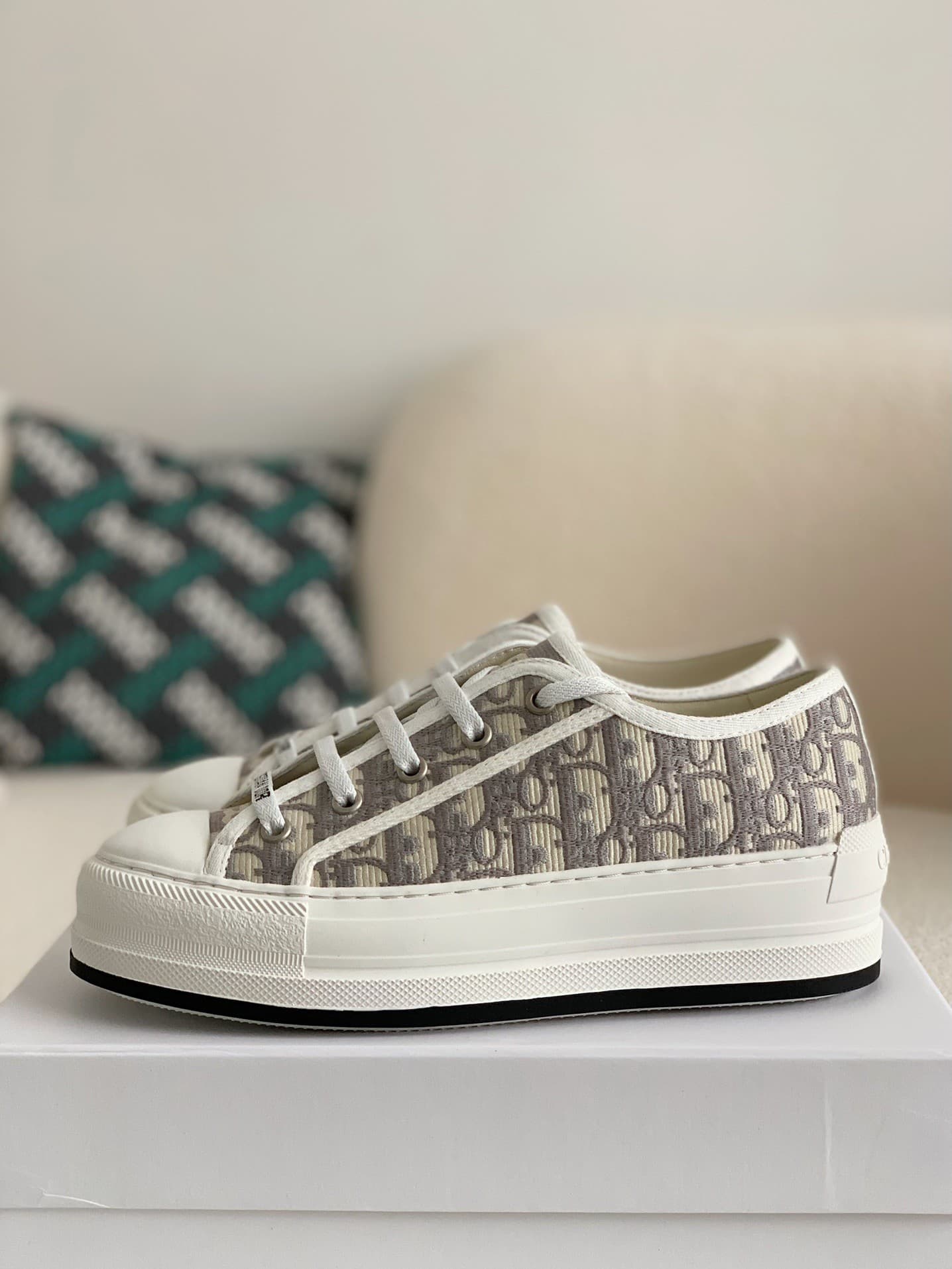 DR B23 low Sneaker