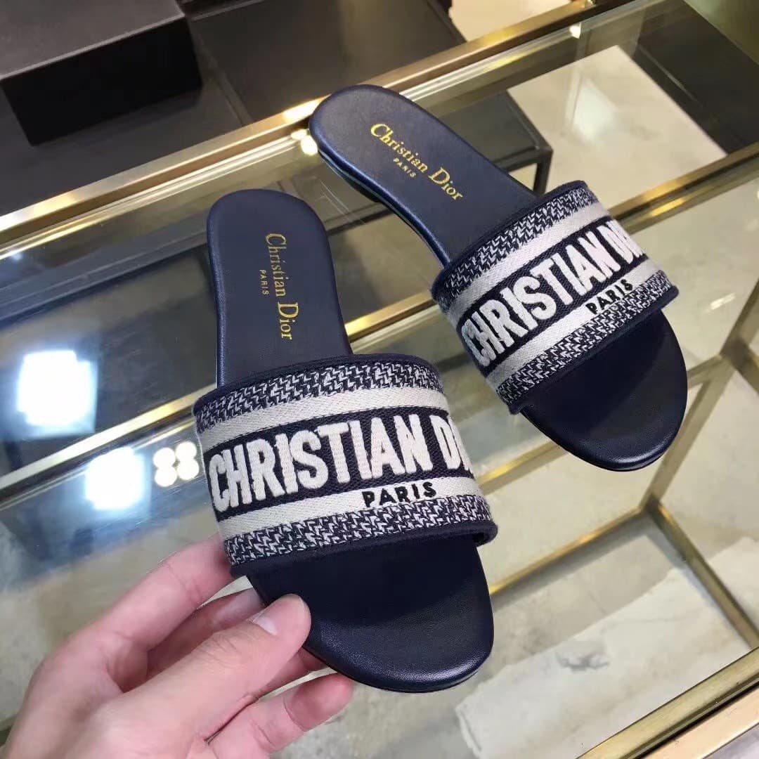 DR Every-D Sandals
