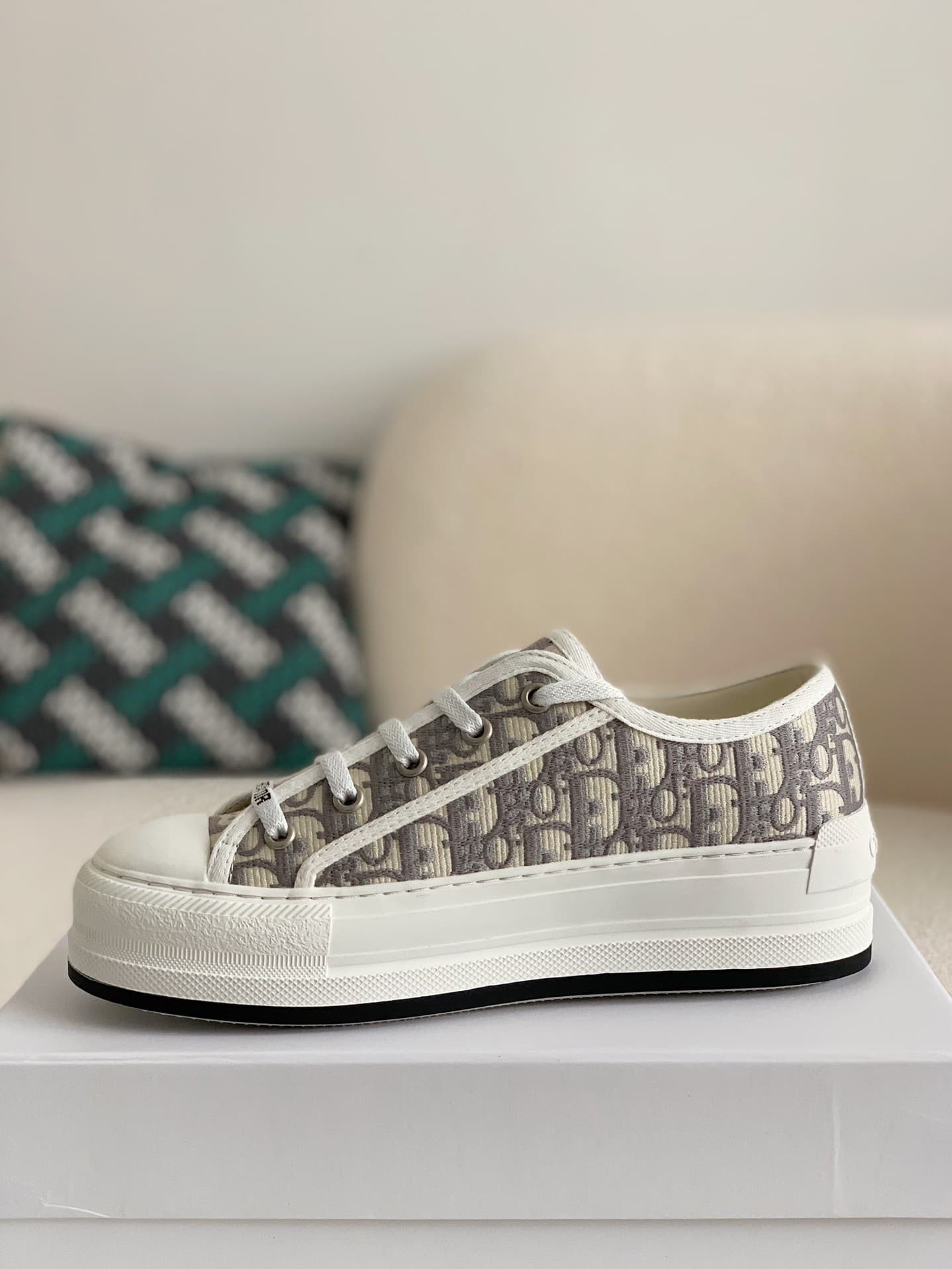 DR B23 low Sneaker