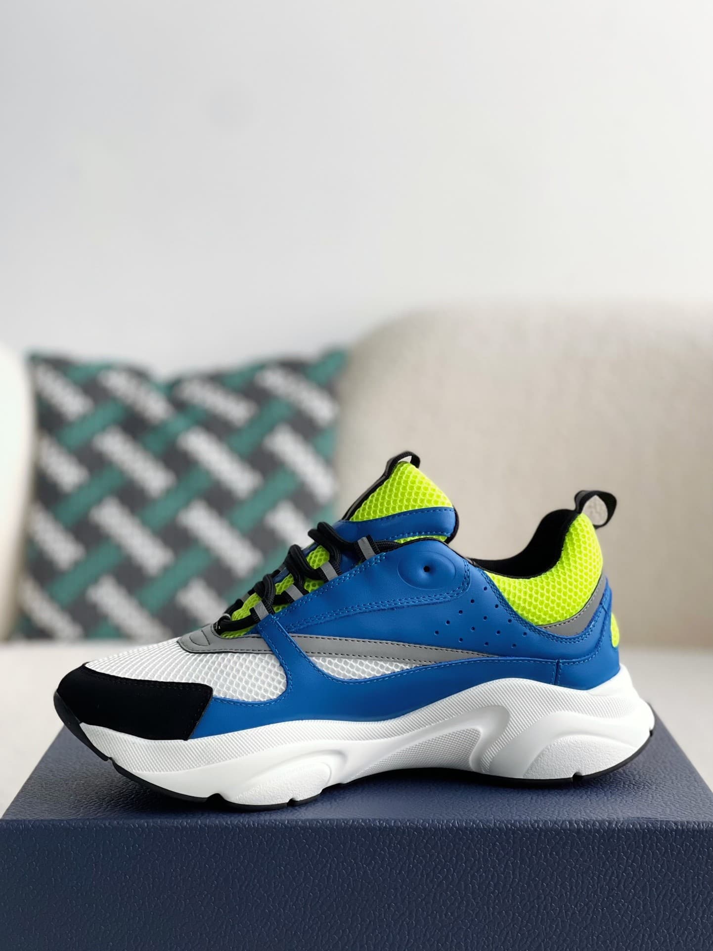 DR classic B22 Clunky Sneaker