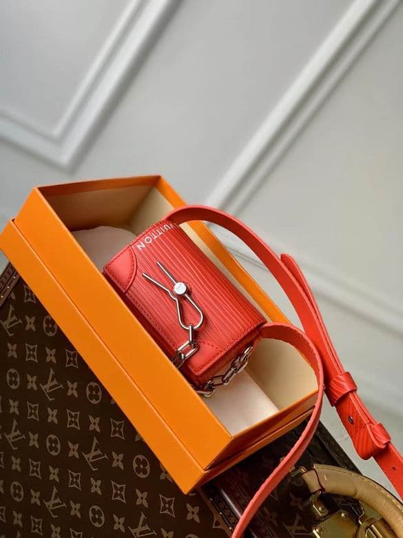 L X V Messenger Bags Size:13x8x4.5cm