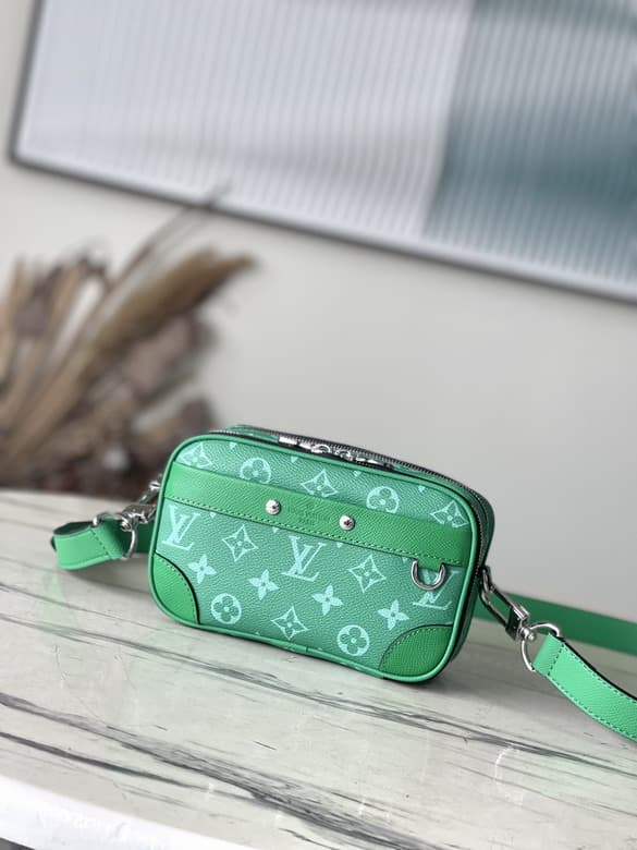 L X V Messenger Bags Size:18.5x11x6.5cm