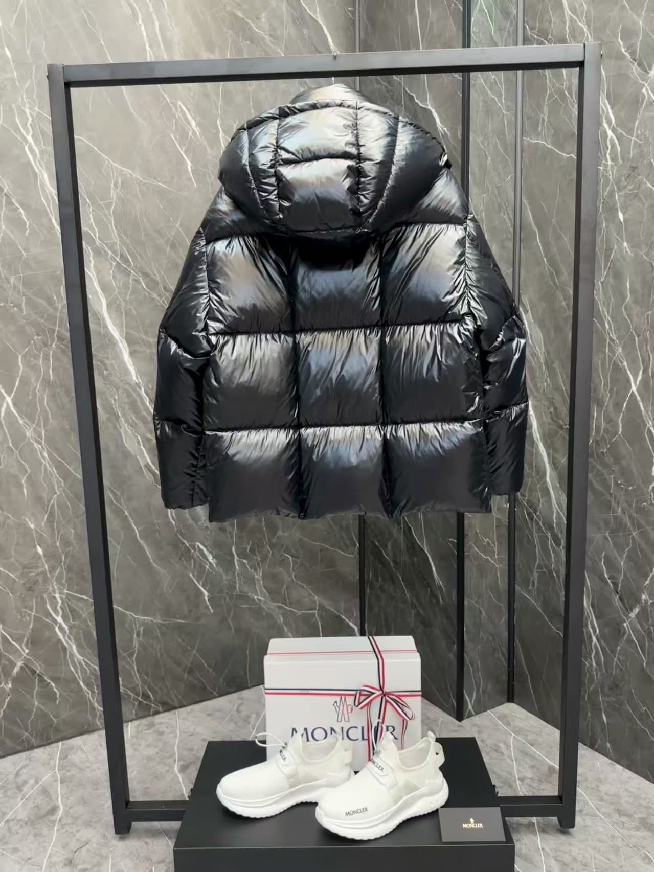 MONC Down Jacket Puffer Coat(Women's style)