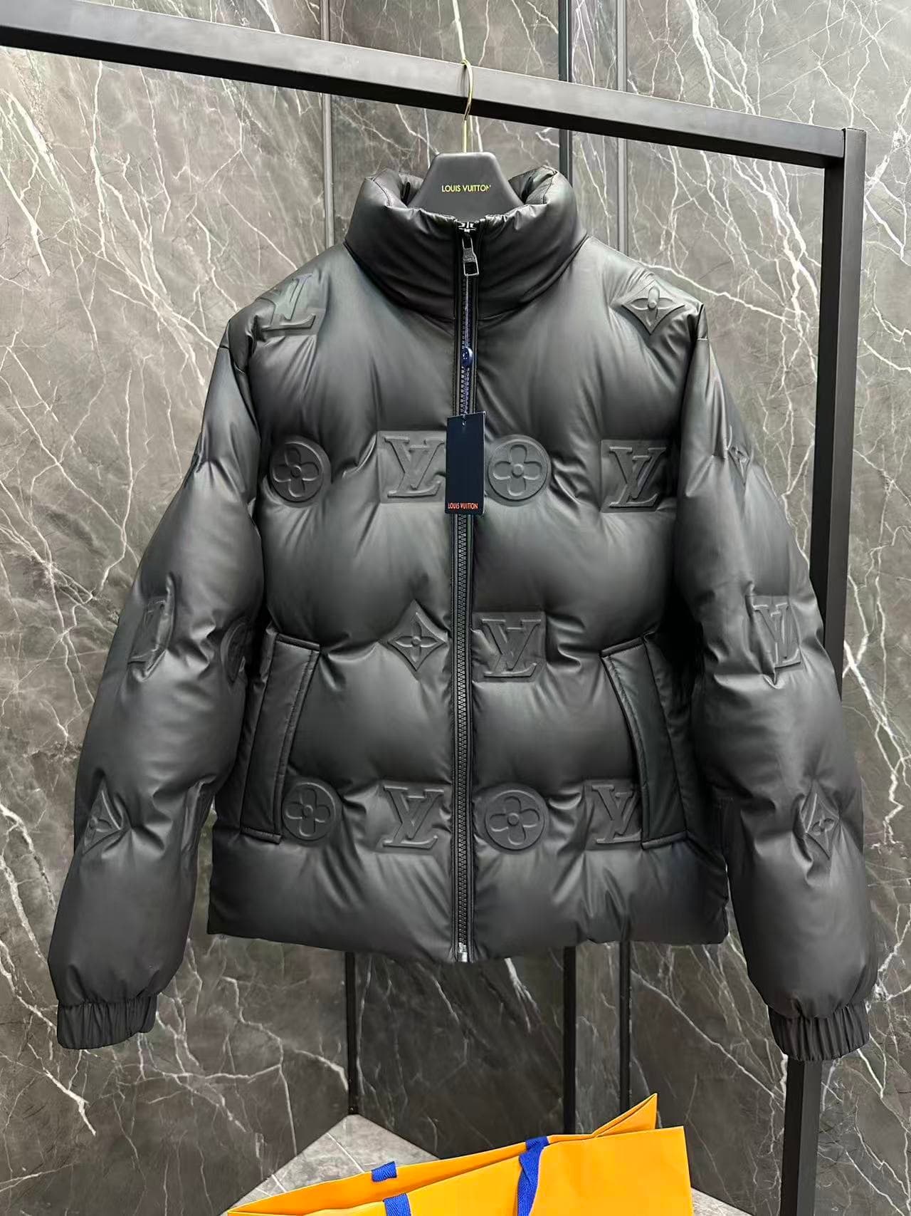 L X V Down jacket