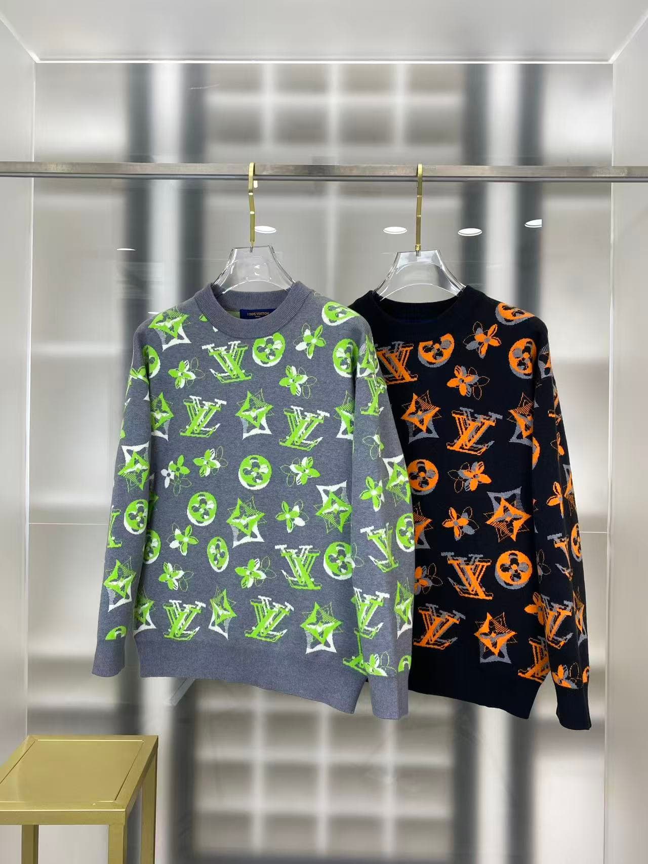L X V Sweater (2025)
