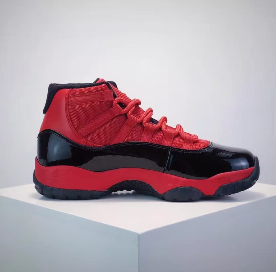 JRD 11 Retro “Black RED”