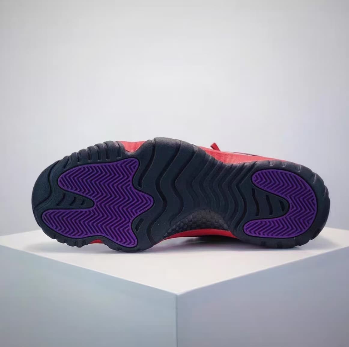 JRD 11 Retro “Black RED”