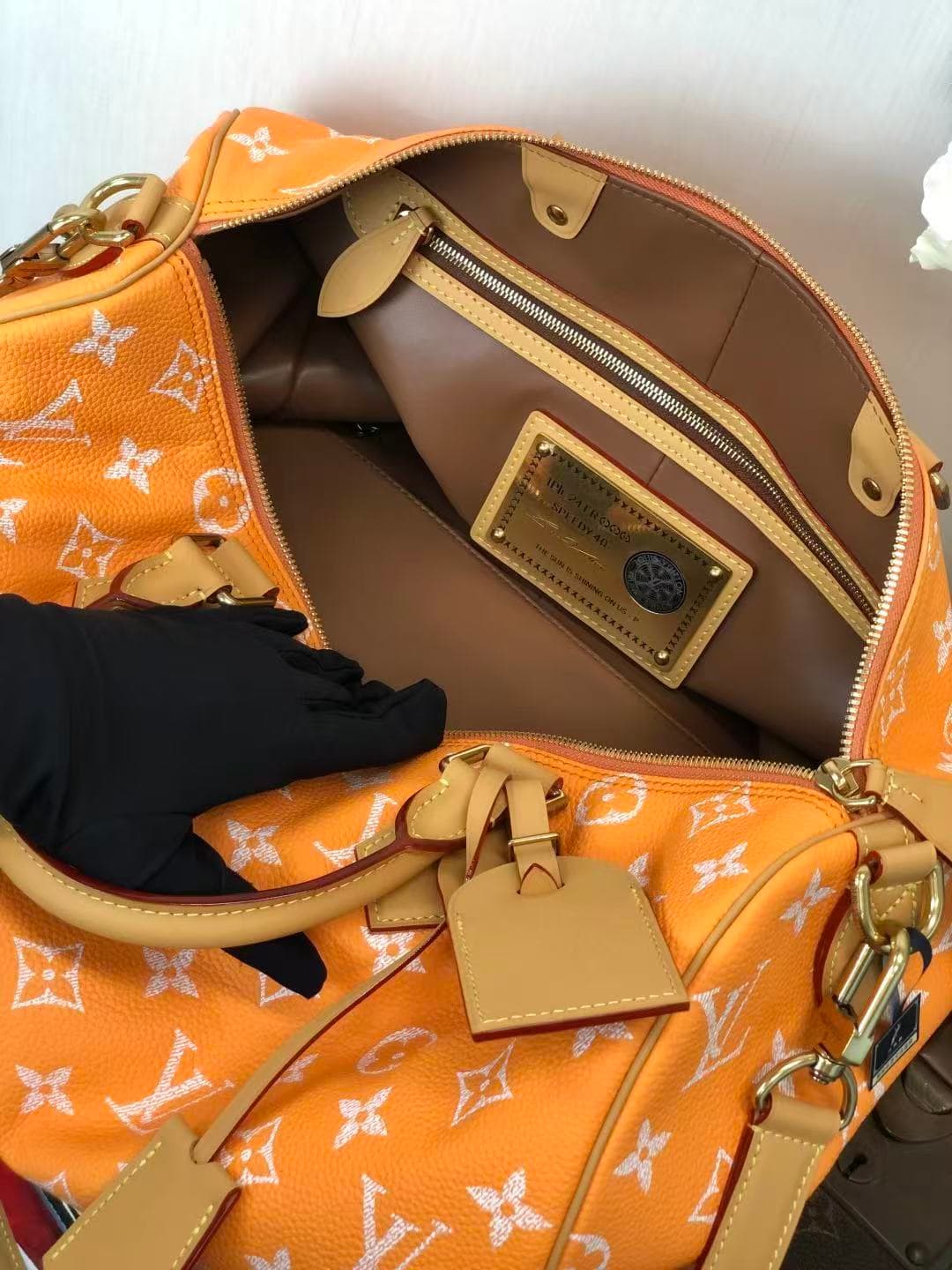 L X V M13919 Speedy P9 bandouliere 40*26*23CM