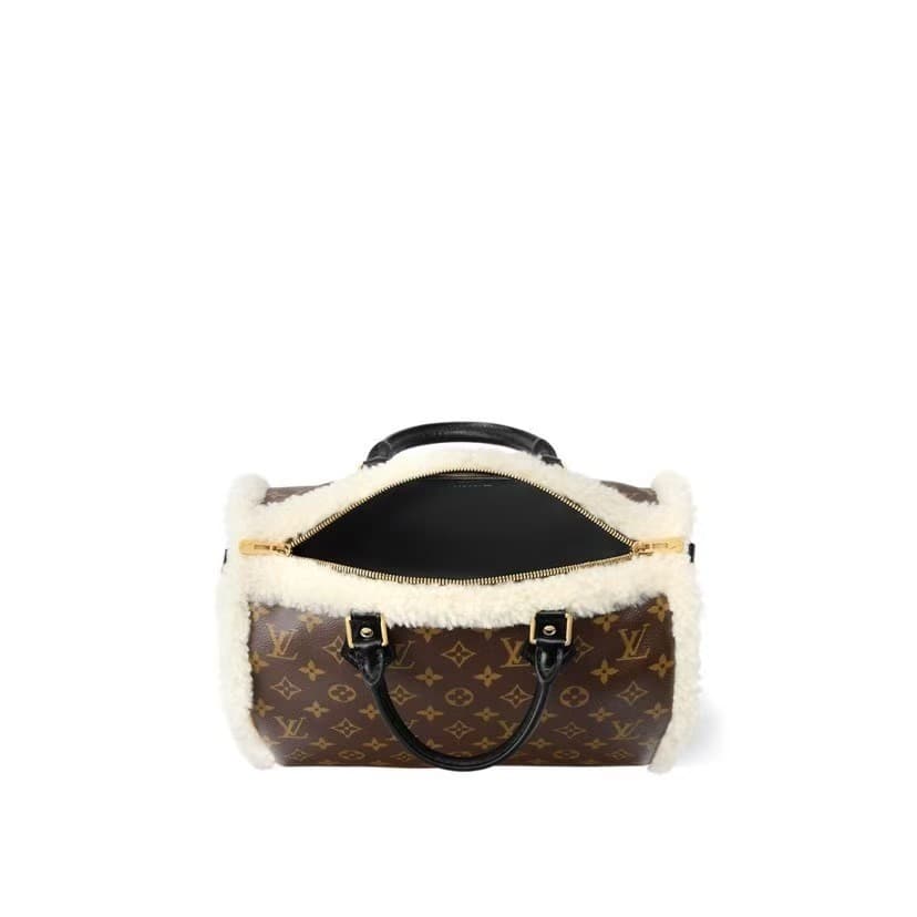 L X V SPEEDY SOFT 30 TEDDY M26326 30x21x17cm