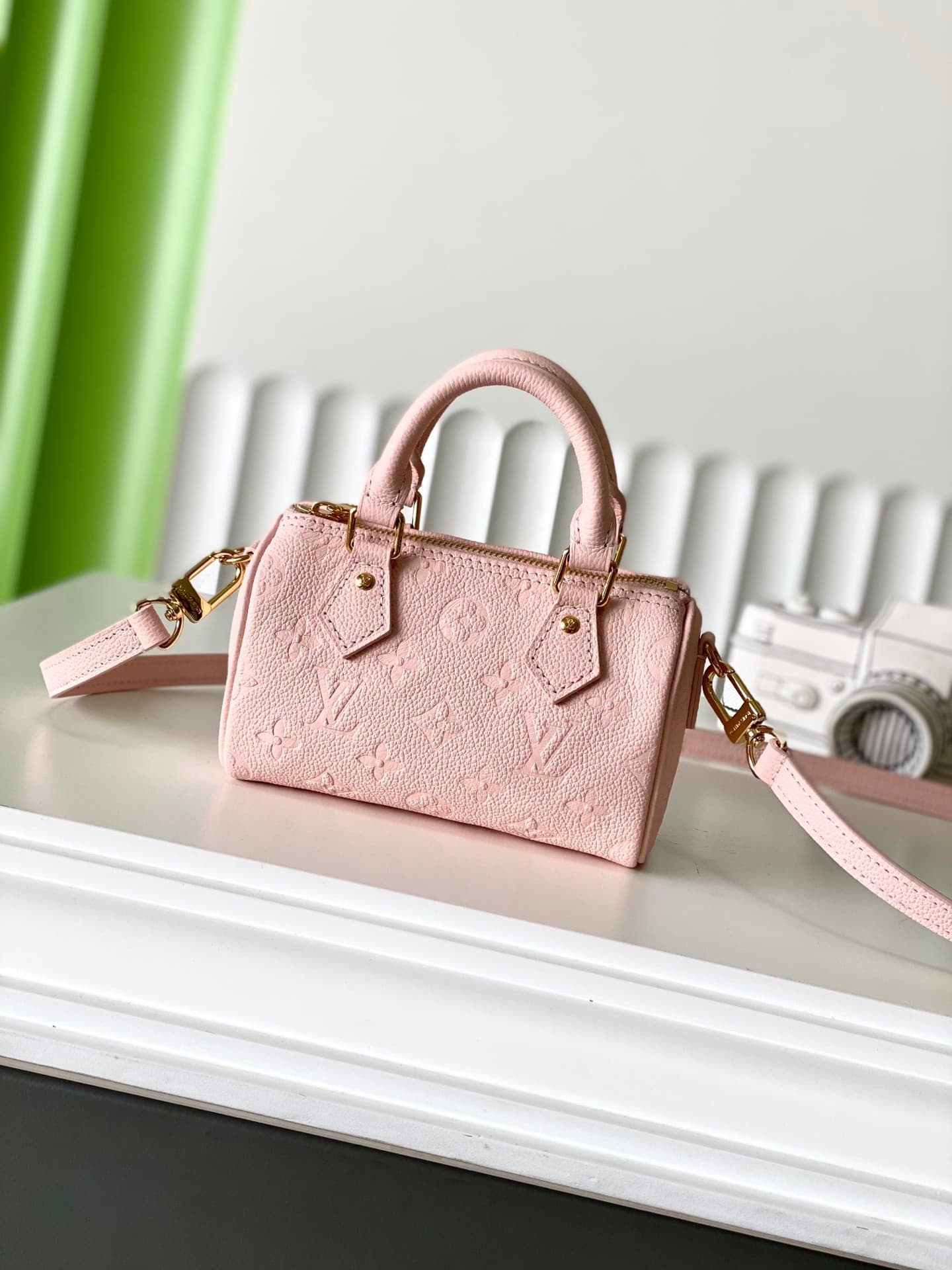 L X V NANO SPEEDY 10x7.5x16cm(Multiple colors)
