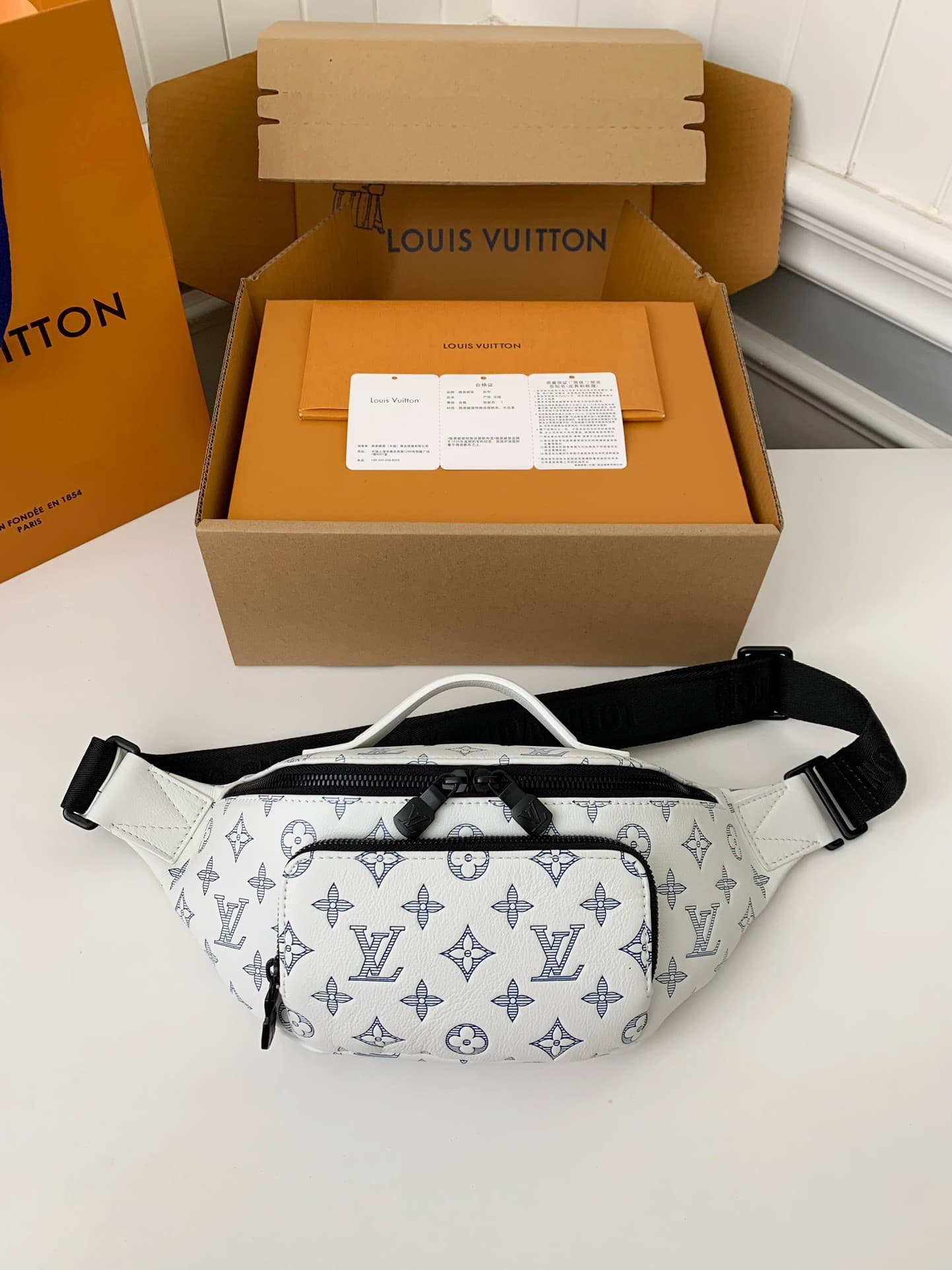 New L X V RUSH waist bag Size: 30*15*8cm