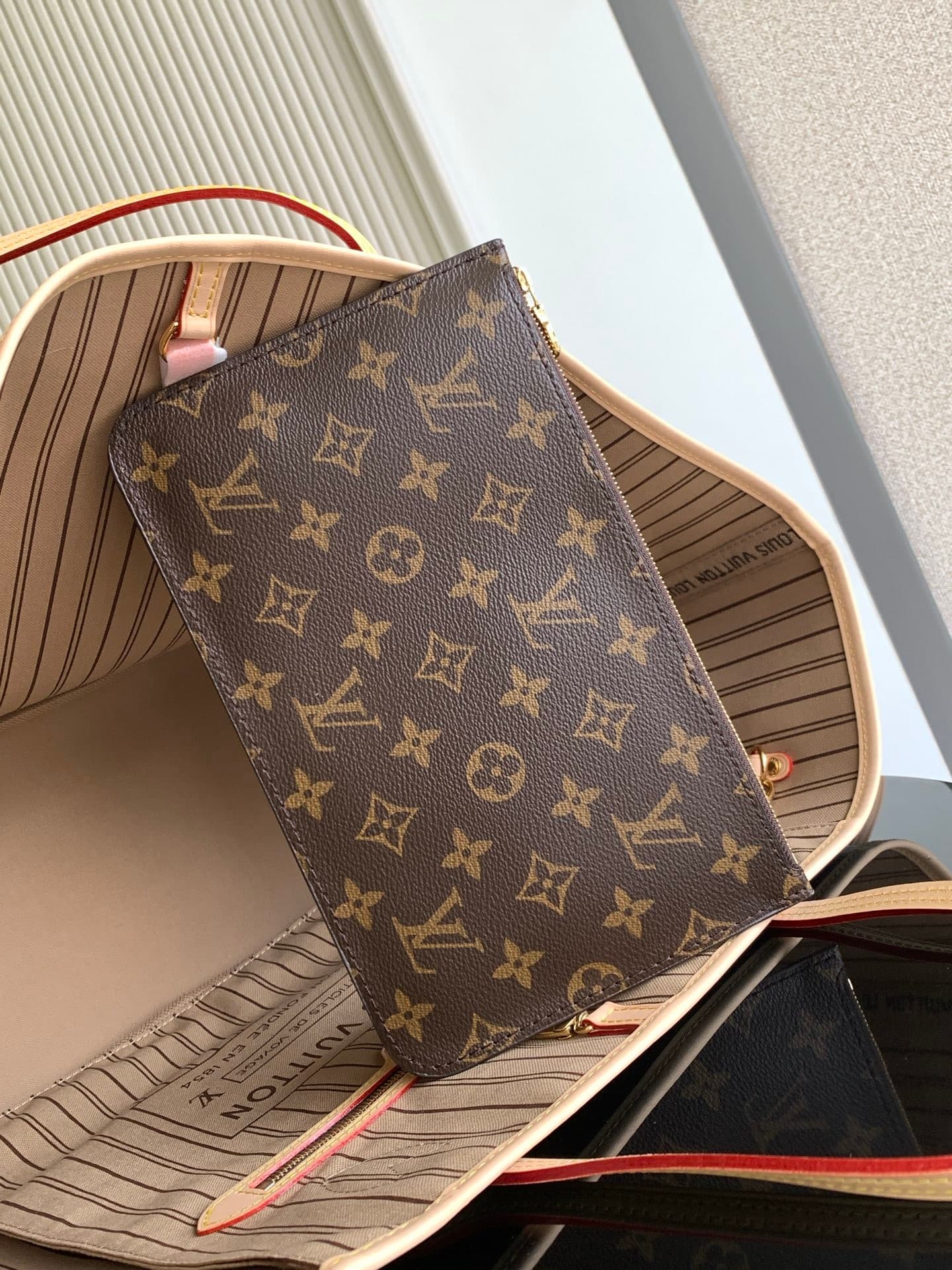 L X V NEVERFULL(Multiple colors/sizes)