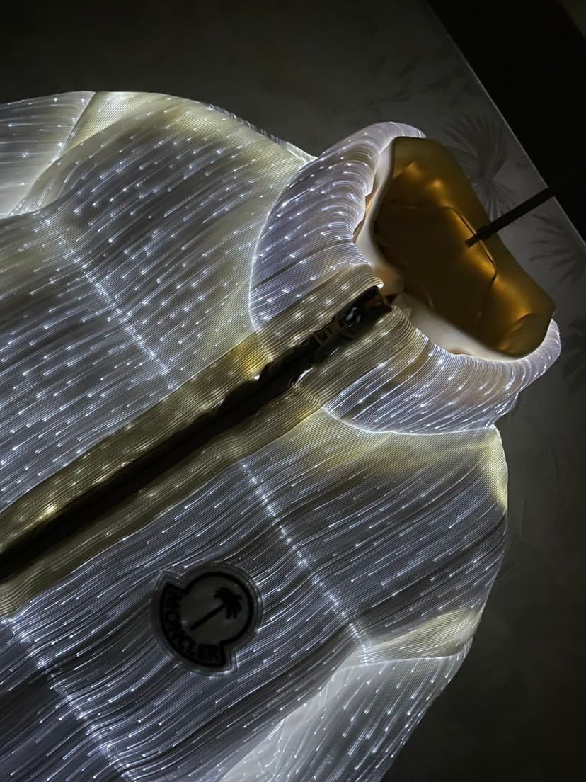 MONC Down Jacket LED