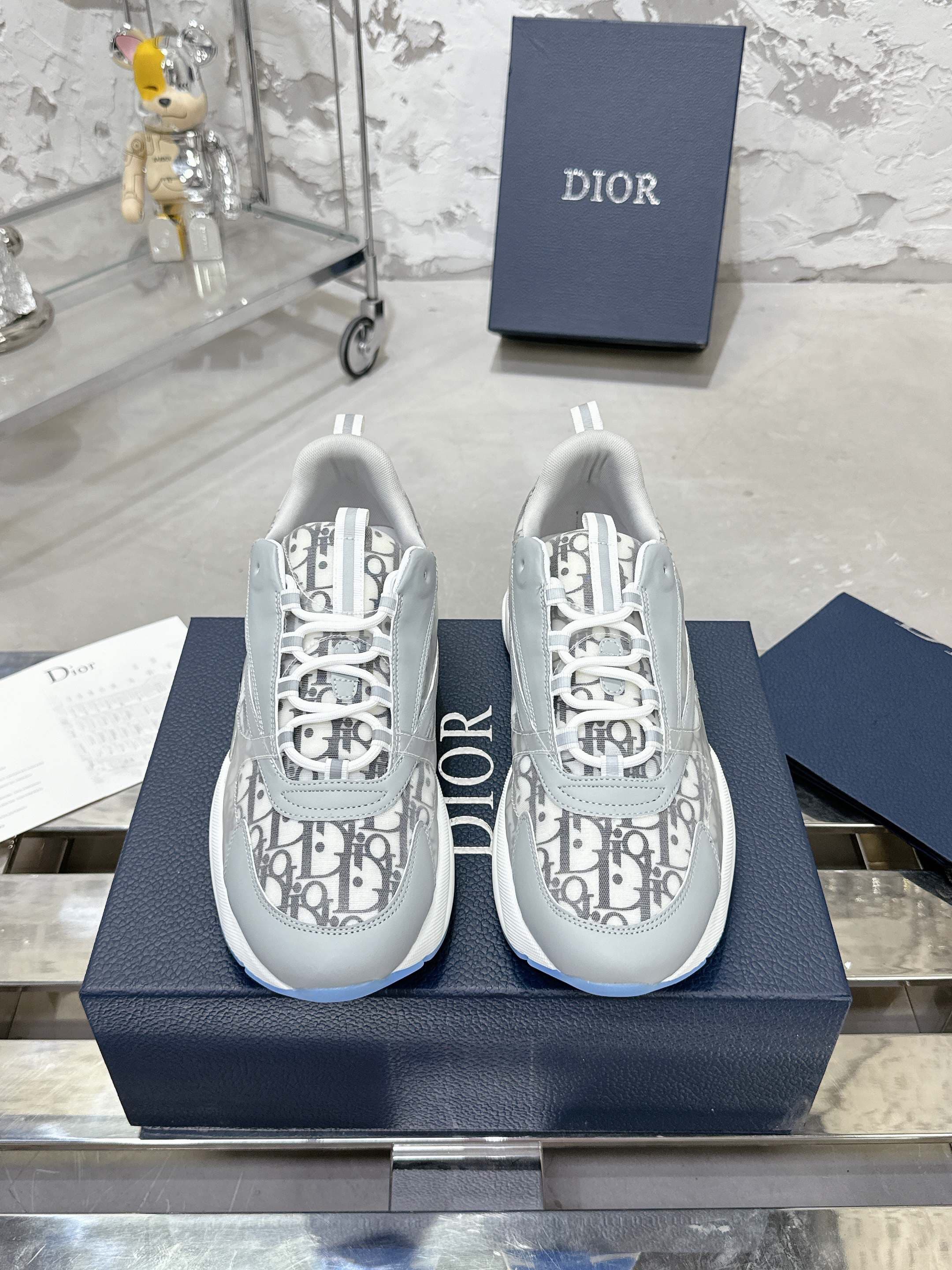 DR B30 Sneaker