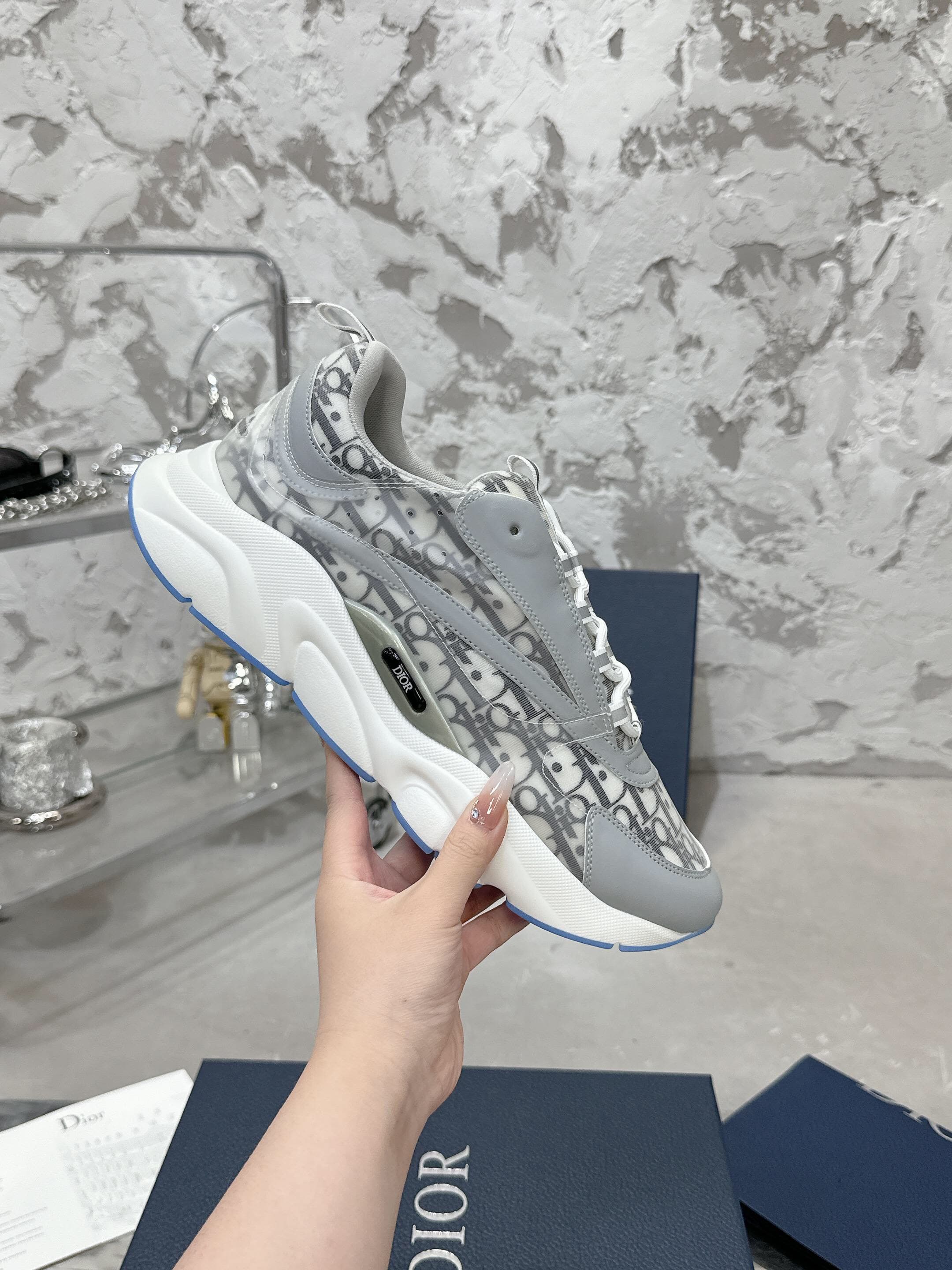 DR B30 Sneaker