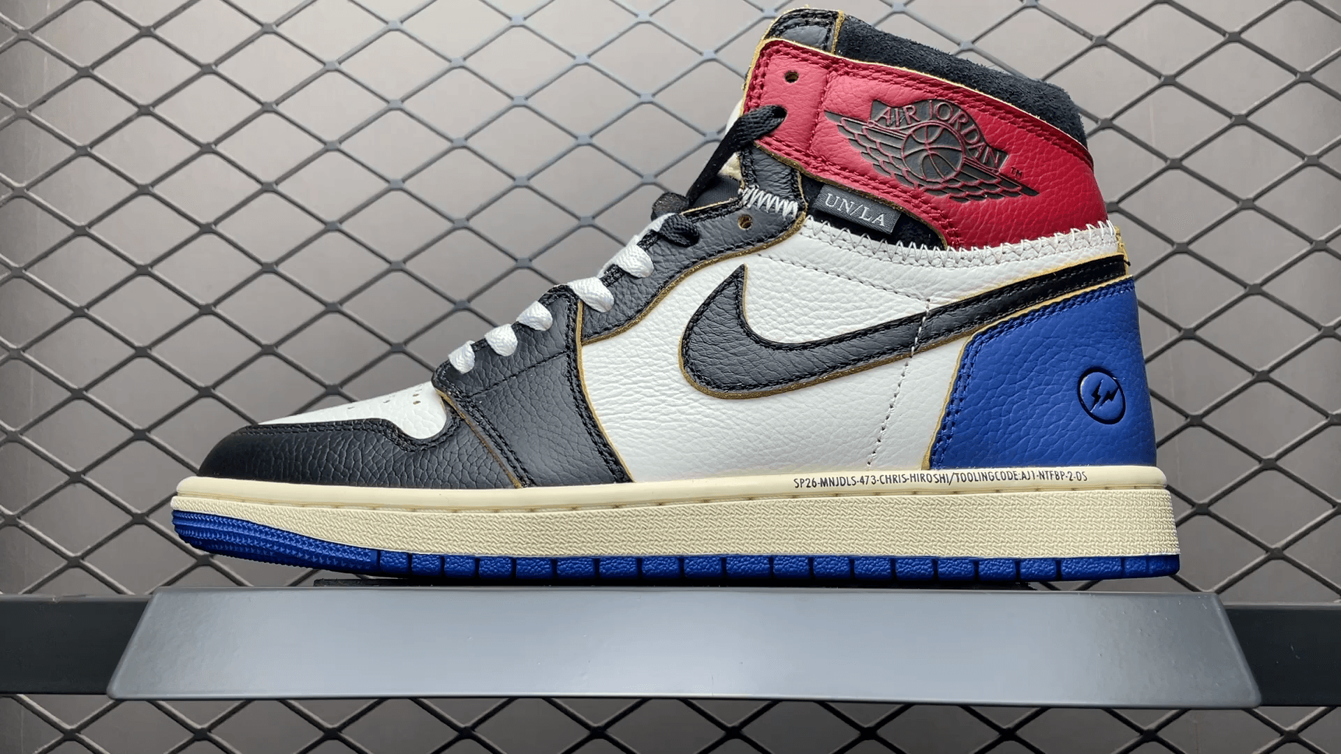 JRD 1 Retro High IO7847-002