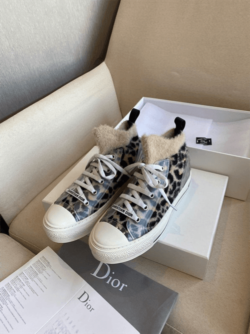 DR Sneaker