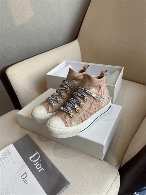 DR Sneaker