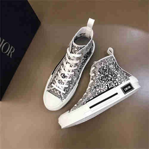 DR Sneaker