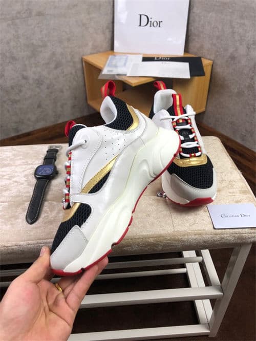 DR B22 SNEAKER