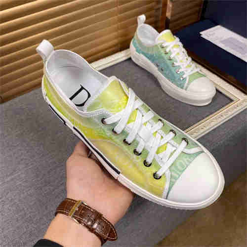 DR Sneaker