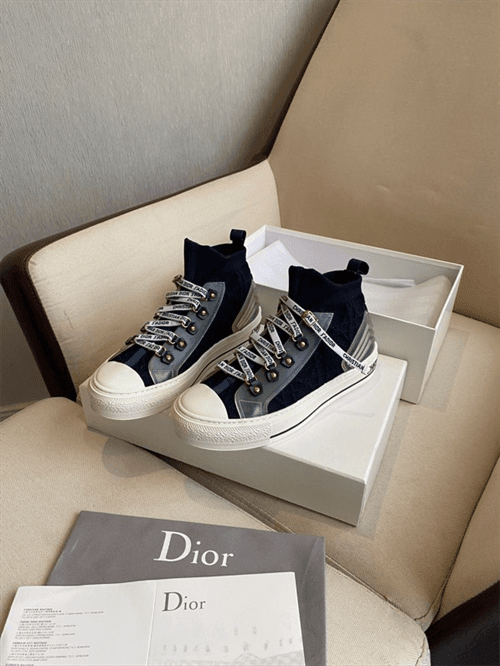 DR Sneaker