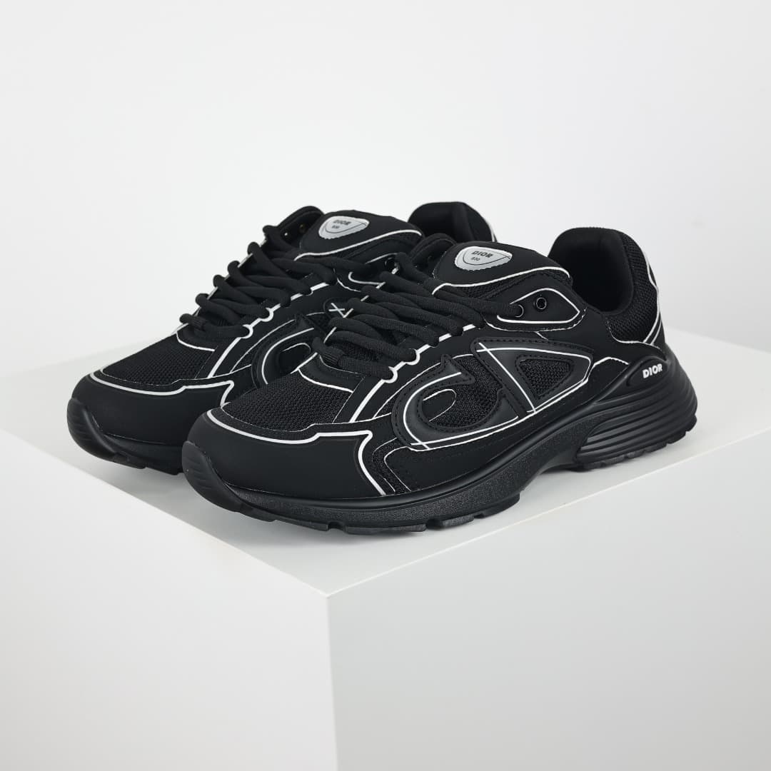 DR B30 Sneakers
