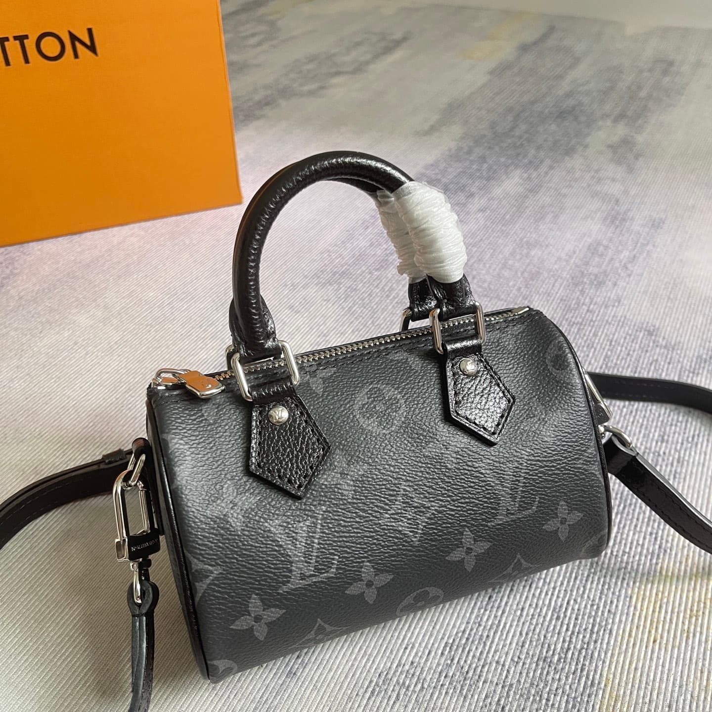 L X V NANO SPEEDY M26573 10x7.5x16cm