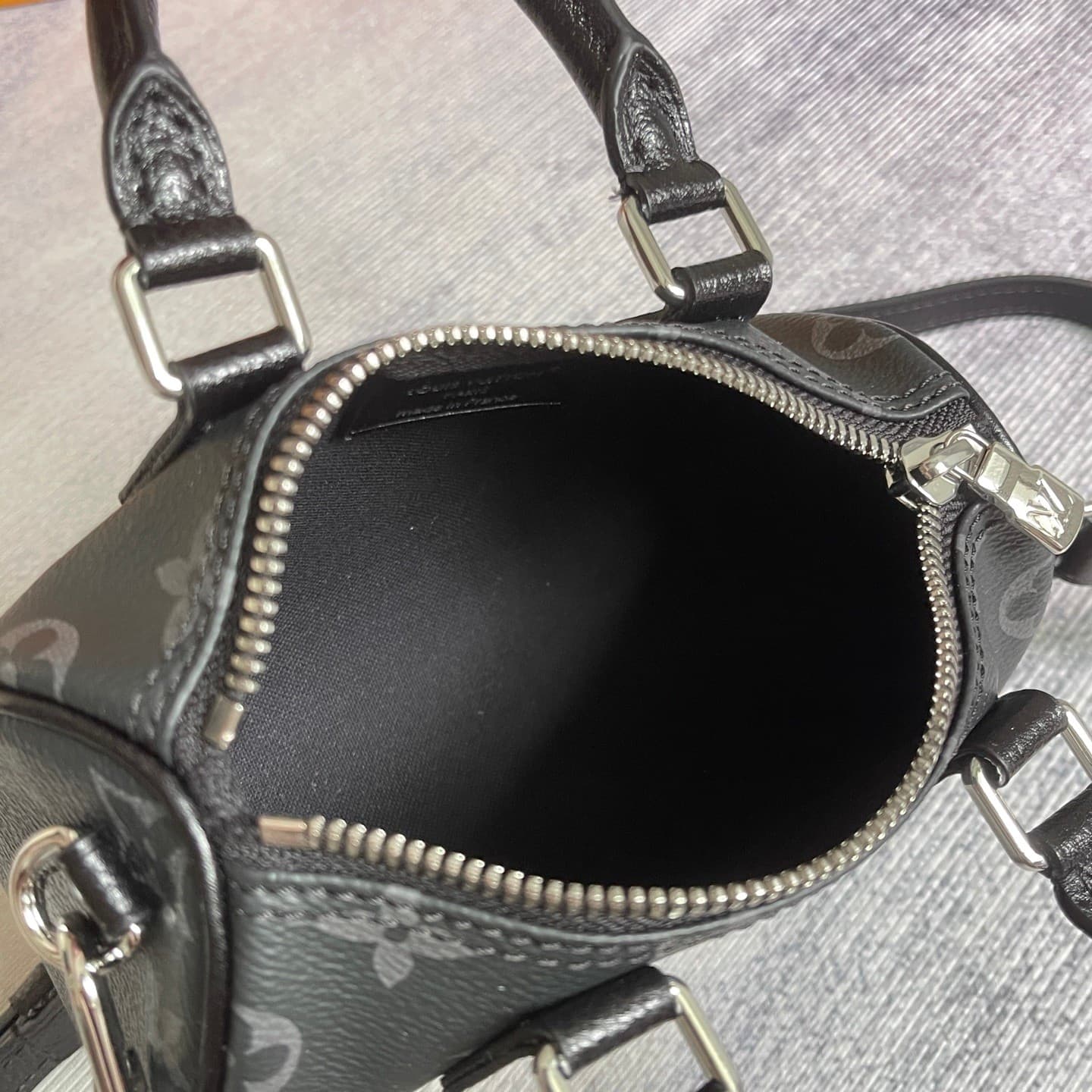 L X V NANO SPEEDY M26573 10x7.5x16cm