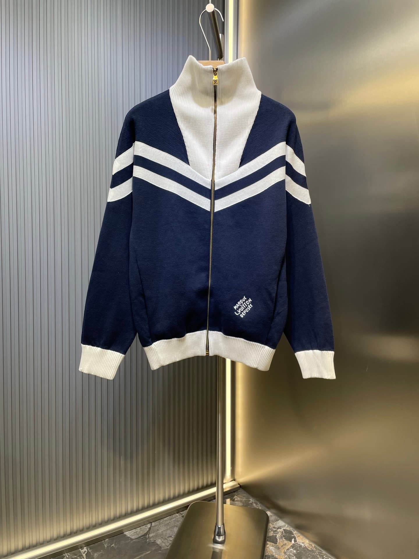 L X V 25FW Sweater